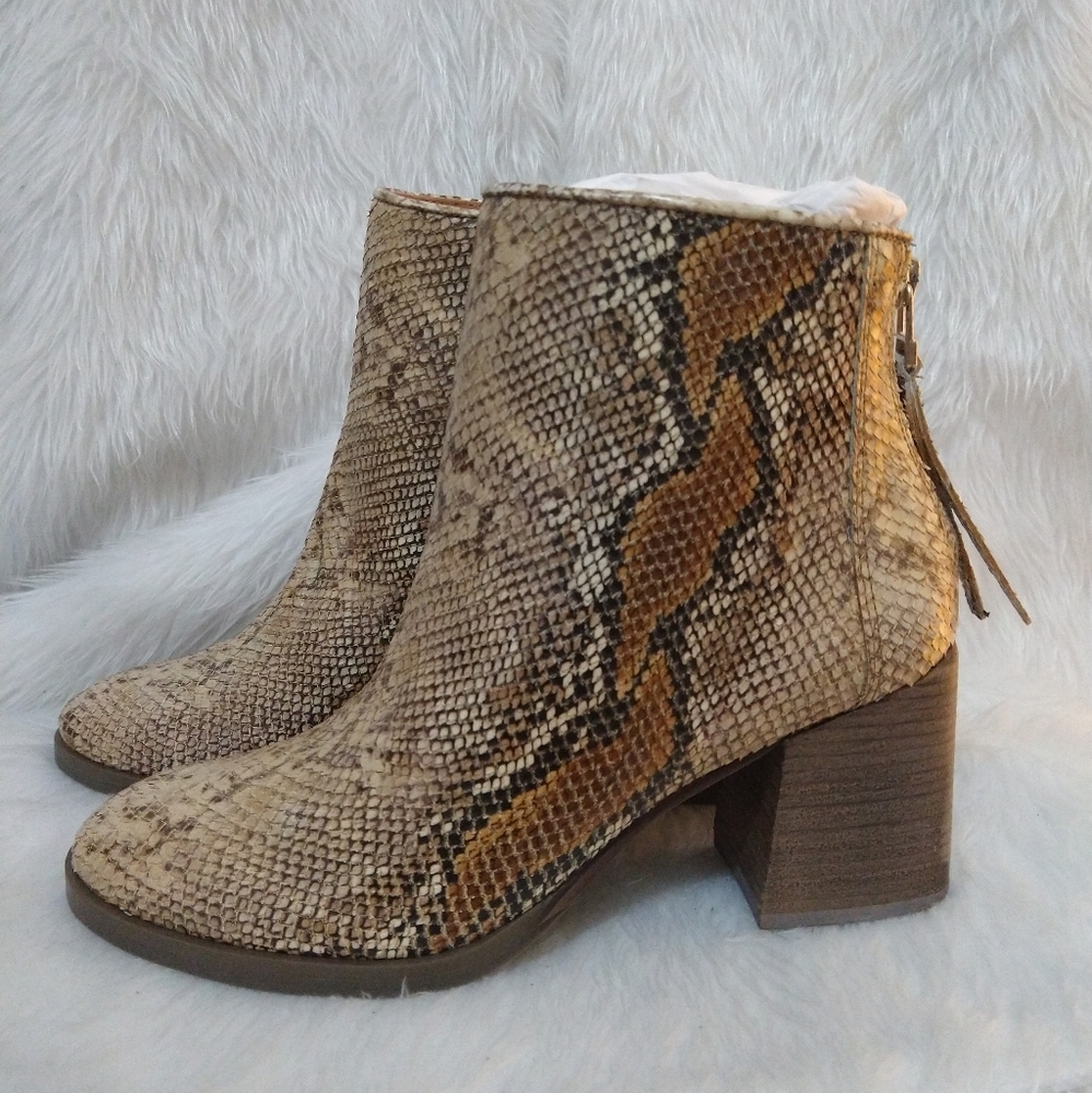 βπΌ On Hold βπΌ Golo Snake Print Leather Bootie - Picture 1 of 9